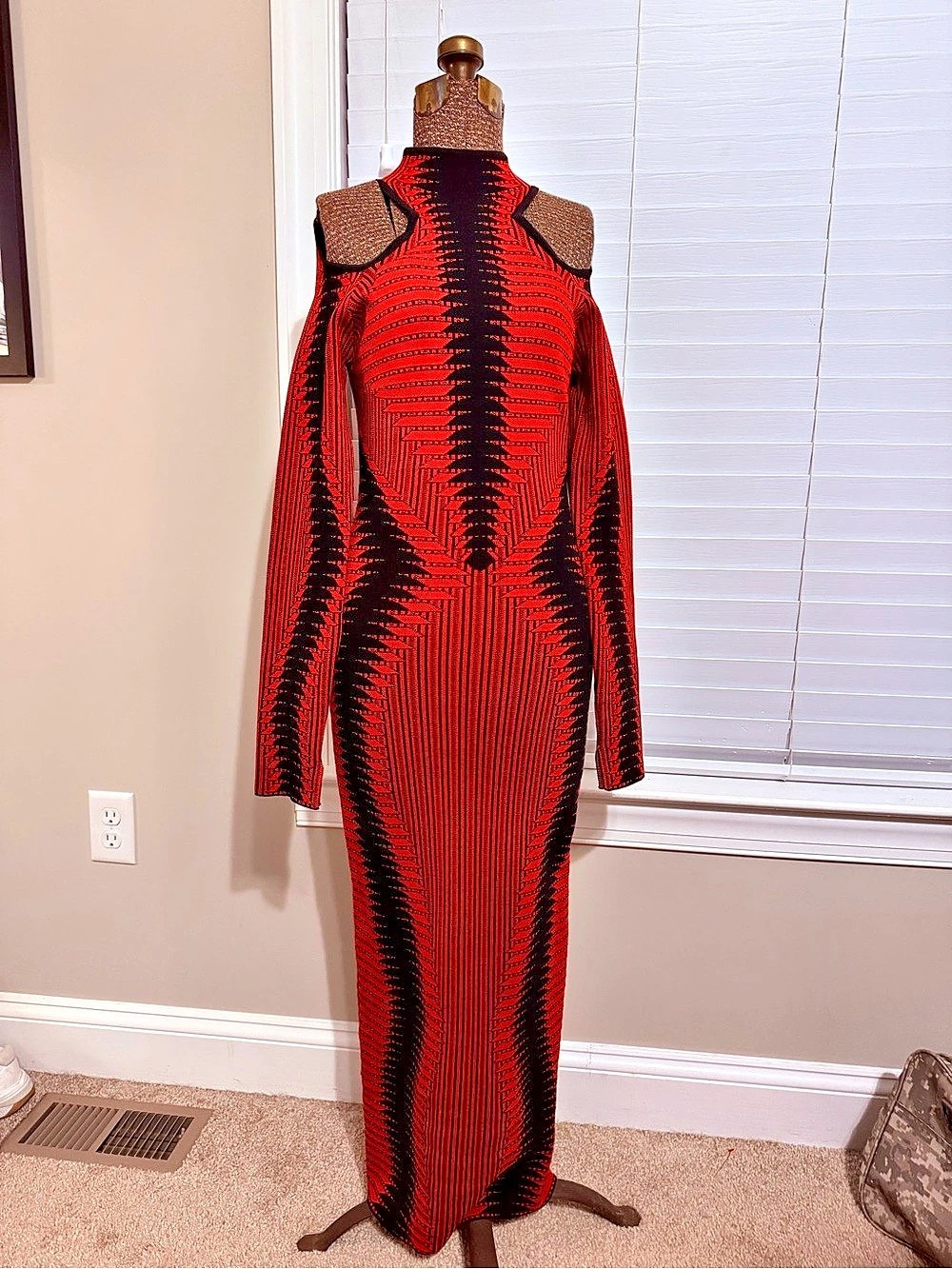 Fashion Nova Geometric Maxi Dress in Red & Black Size Medium Like New